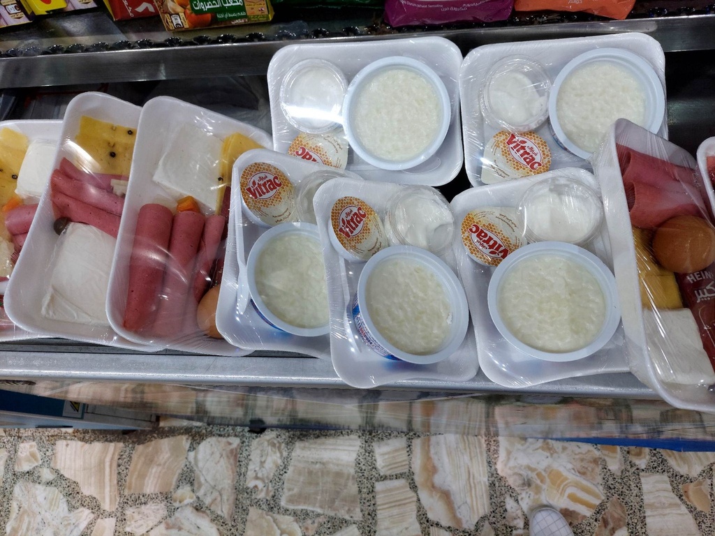 اجبان مشكله غذائك